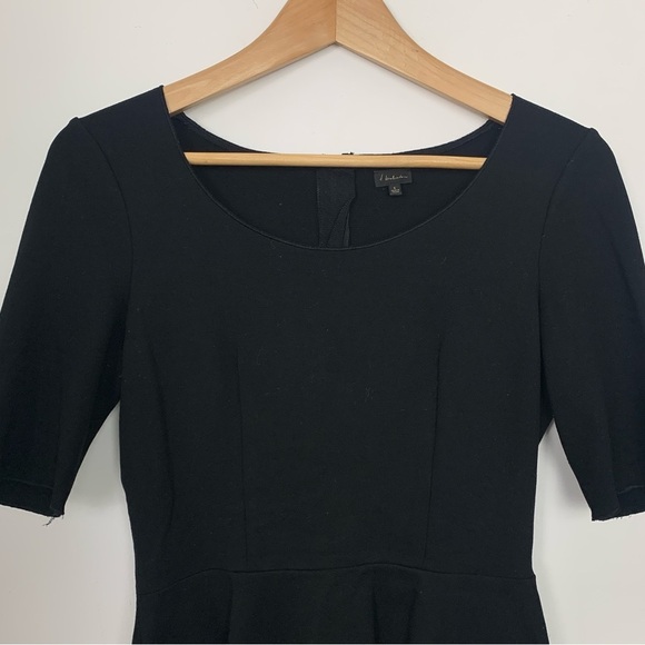 Aritzia T.Babaton Barrett Peplum Top - Picture 4 of 9